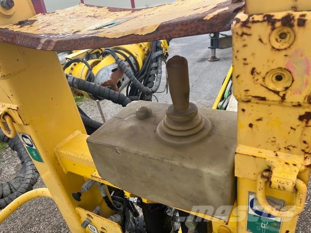 Atlas Copco Boomer XE3C Druga podzemna oprema