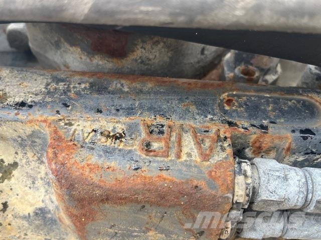 Atlas Copco Boomer XE3C Druga podzemna oprema