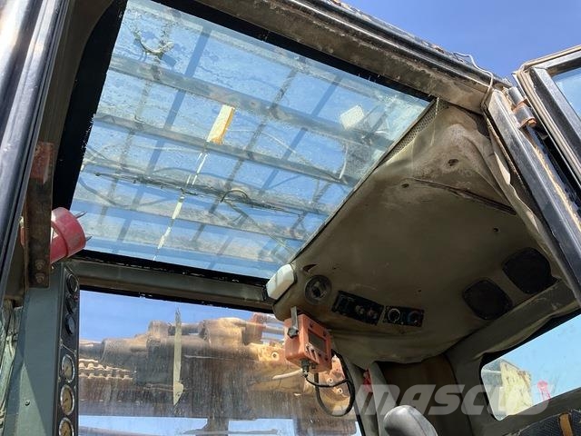 Atlas Copco CE720 Oberflächenbohrgeräte