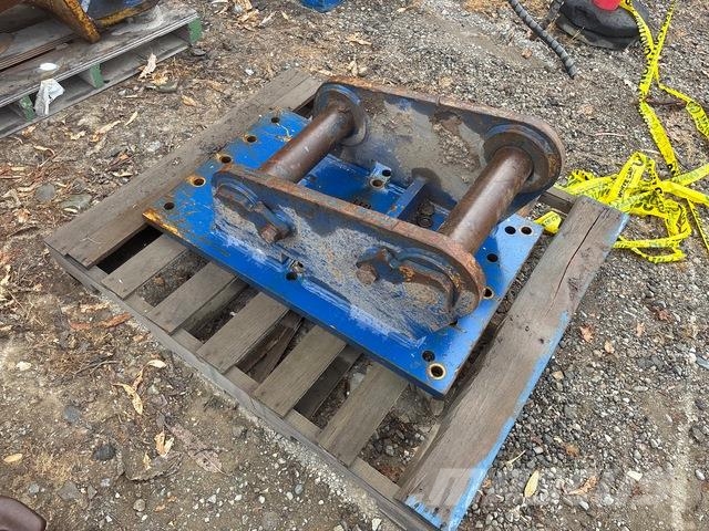 Attachment Mounting Plate - Fits Cat 330 Būvniecība- Citi