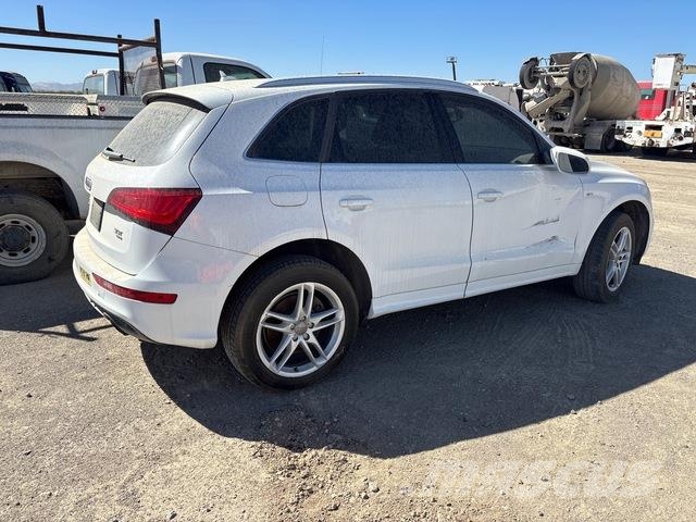 Audi Q5 Avtomobili