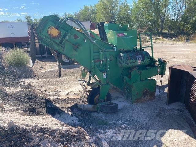 Barber-Greene BG-650 Asphalt pavers