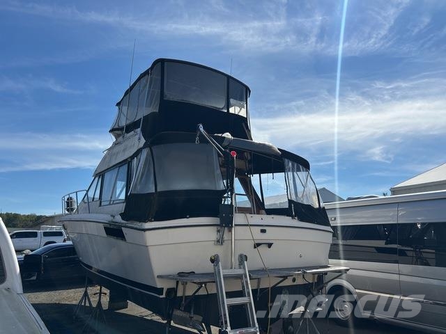 Bayliner Veneet, proomut ja ponttoonit