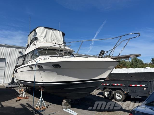 Bayliner Veneet, proomut ja ponttoonit