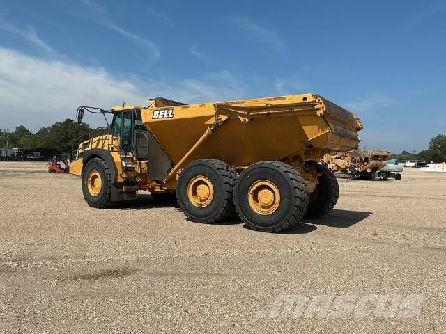 Bell B50E アーティキュレート式ダンプトラック