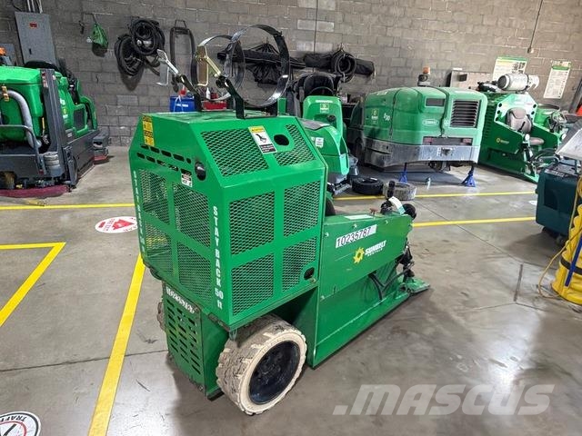  BlastPro BR-2800 Scrubber dryers