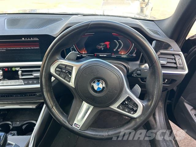 BMW 320i Henkilöautot
