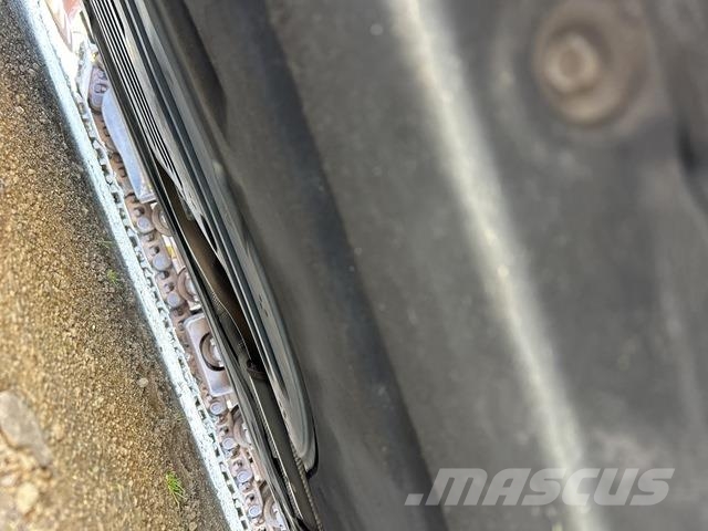 BMW 320i Henkilöautot