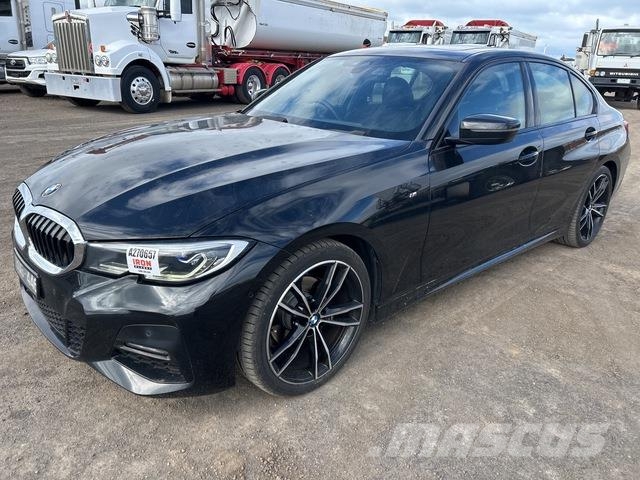 BMW 320i Henkilöautot