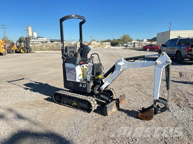 Bobcat E10 Lánctalpas kotrók