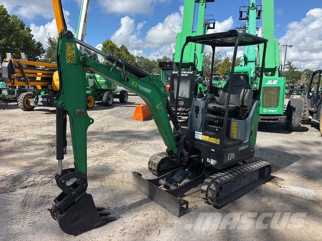 Bobcat E20 履带挖掘机