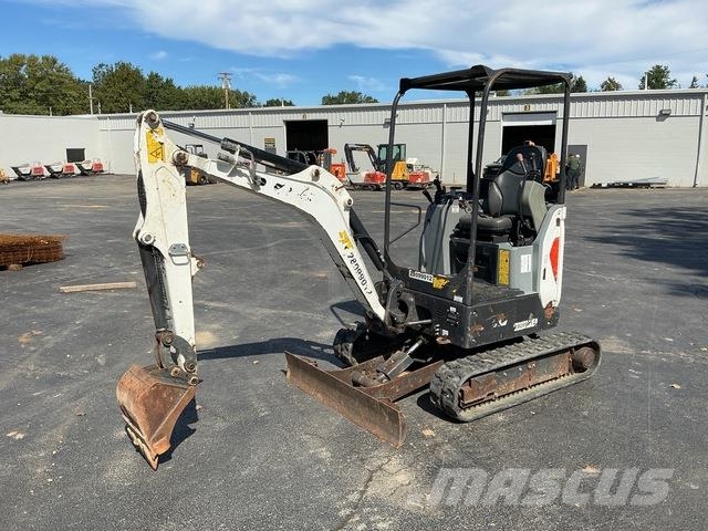 Bobcat E20 Bagri goseničarji