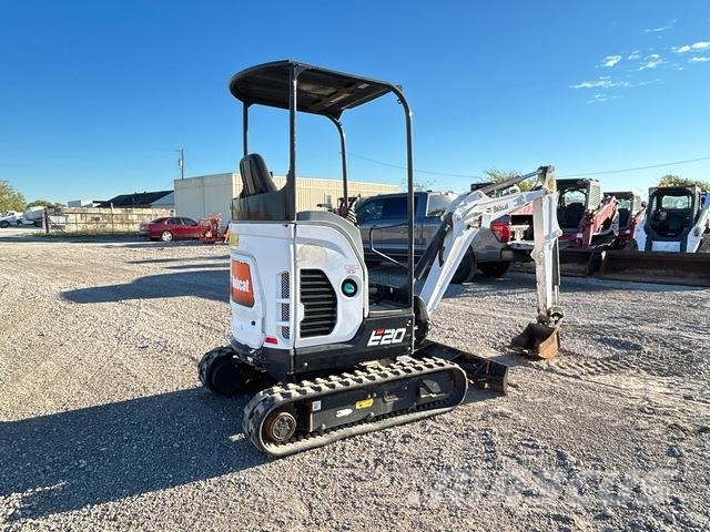 Bobcat E20 Lánctalpas kotrók