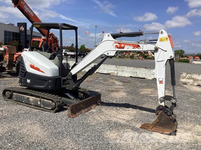Bobcat E35i حفارات زحافة