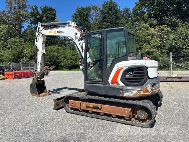 Bobcat E85 履带挖掘机
