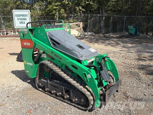 Bobcat MT85  스키드로더