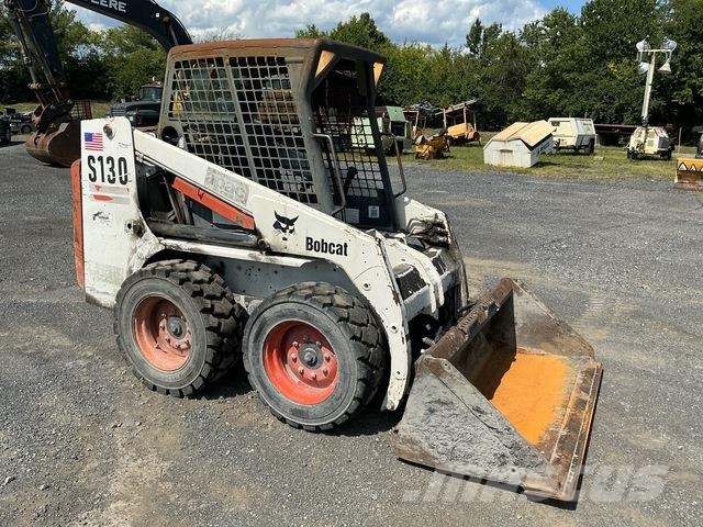 Bobcat S130 Lietoti riteņu kompaktiekrāvēji