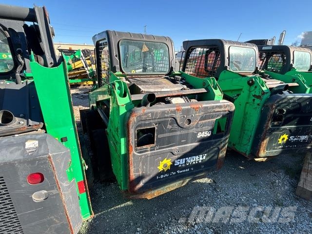 Bobcat S450 Skid steer loaders