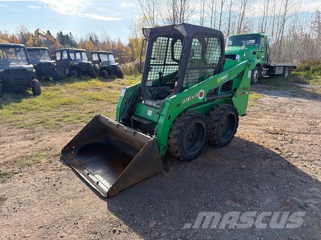 Bobcat S450 لوادر انزلاقية التوجيه