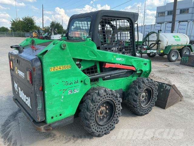 Bobcat S550 Carregadoras de direcção deslizante