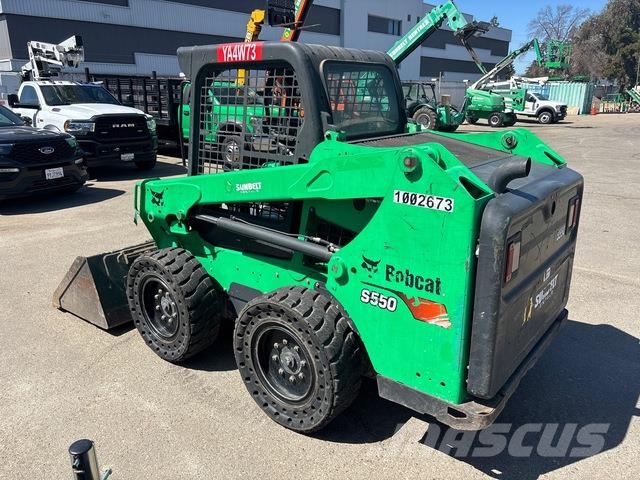 Bobcat S550 Skid steer loaders