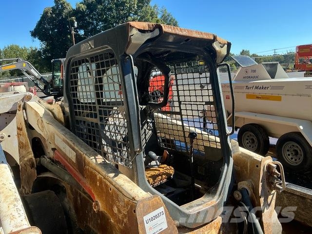 Bobcat S550 滑移轉向裝載機