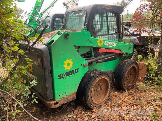 Bobcat S550 滑移轉向裝載機