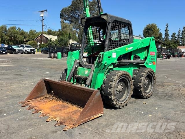 Bobcat S630 滑移装载机