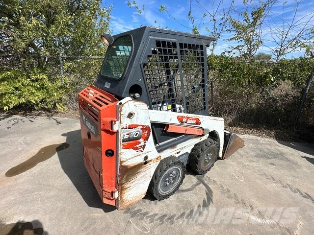 Bobcat S70 لوادر انزلاقية التوجيه