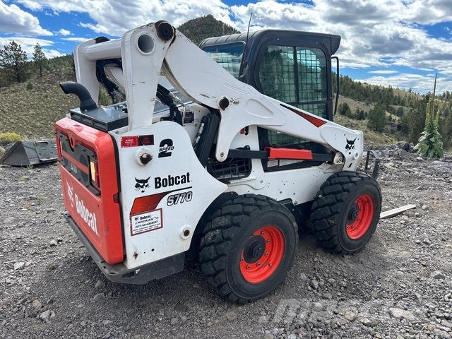 Bobcat S770 Minicarregadeiras