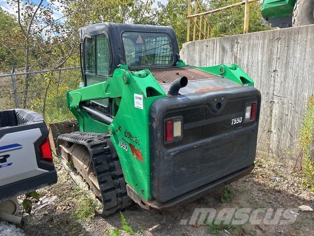 Bobcat T550 Skid steer loaders