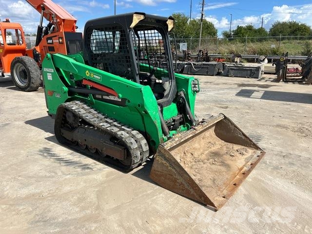 Bobcat T550 Skid steer loaders