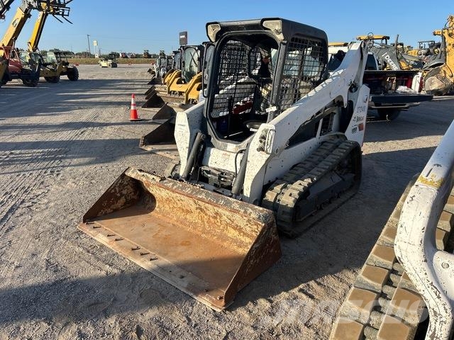 Bobcat T590 Carregadoras de direcção deslizante