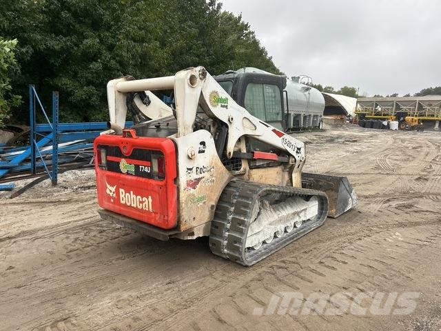 Bobcat T740 Skid steer loaders