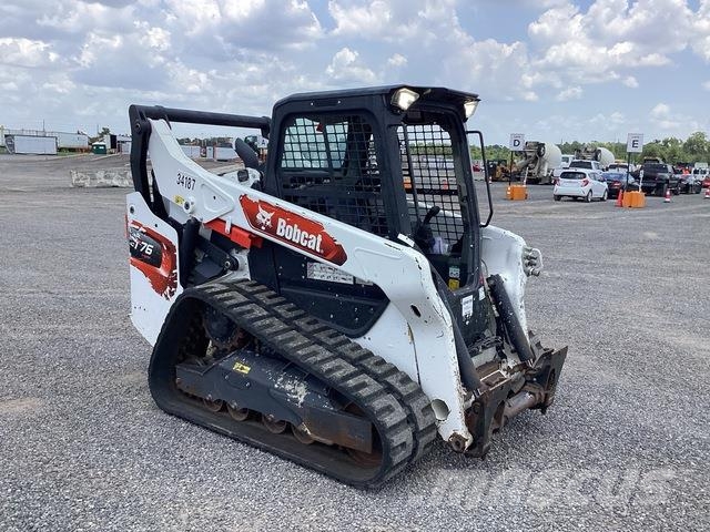 Bobcat T76 لوادر انزلاقية التوجيه