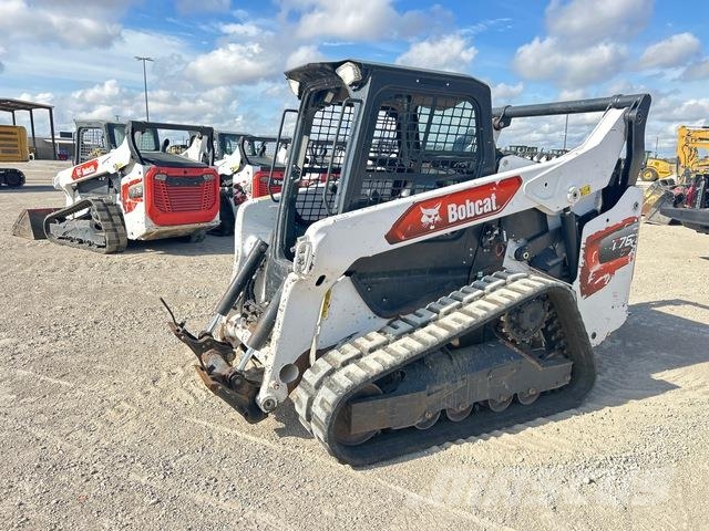 Bobcat T76 لوادر انزلاقية التوجيه