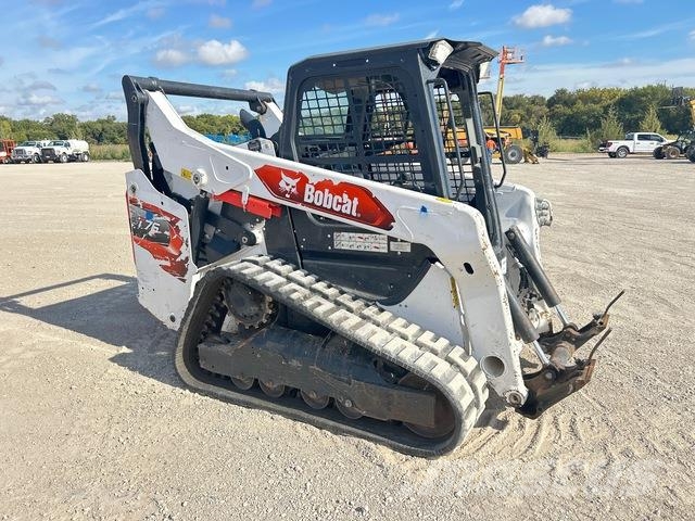 Bobcat T76 Skid steer loaders