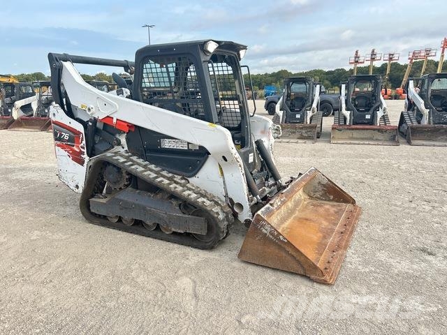 Bobcat T76 لوادر انزلاقية التوجيه