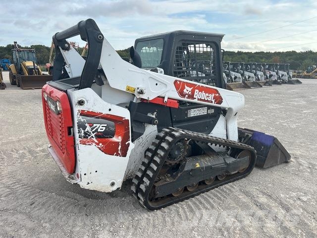 Bobcat T76 Skid steer loaders