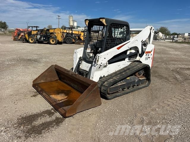 Bobcat T770 لوادر انزلاقية التوجيه