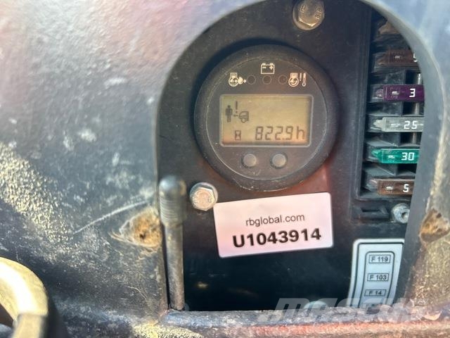 Bomag BMP8500 ソイルコンパクター