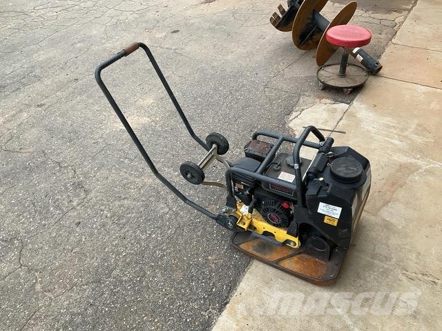 Bomag BP 25/50 دكاكات أفقية
