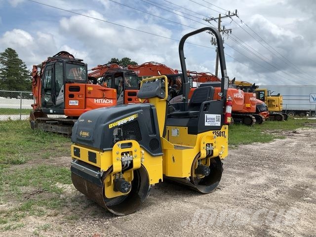 Bomag BW 900-50 مداحل ثنائية الاسطوانة