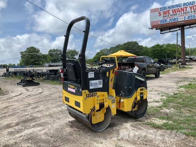 Bomag BW 900-50 مداحل ثنائية الاسطوانة