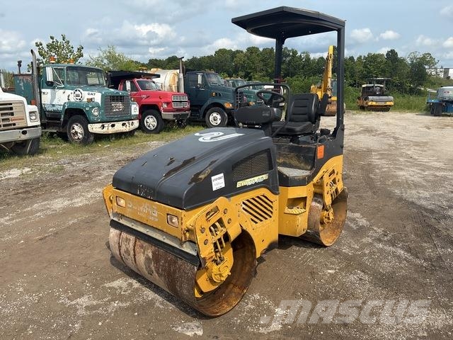 Bomag BW120AD-4 Ikerdobos hengerek