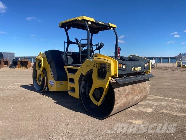 Bomag BW206AD-5 双轮压路机
