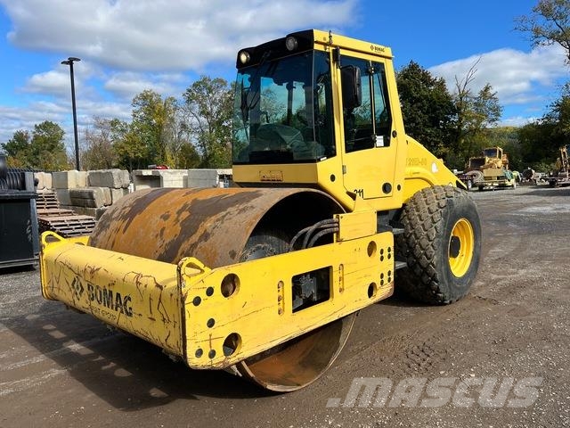 Bomag BW211D-50 Single drum rollers
