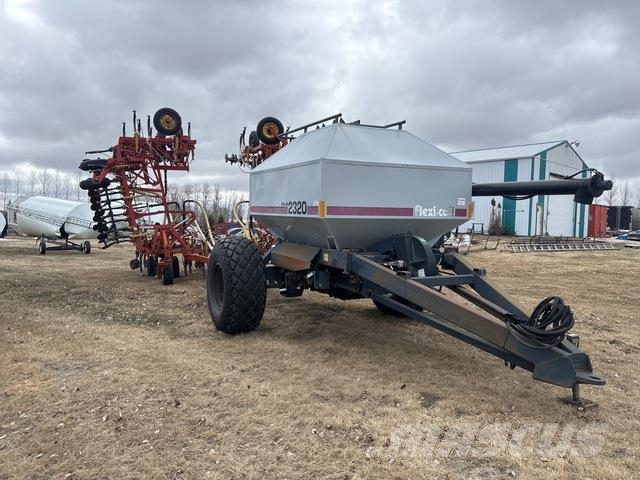 Bourgault 8800 ドリル