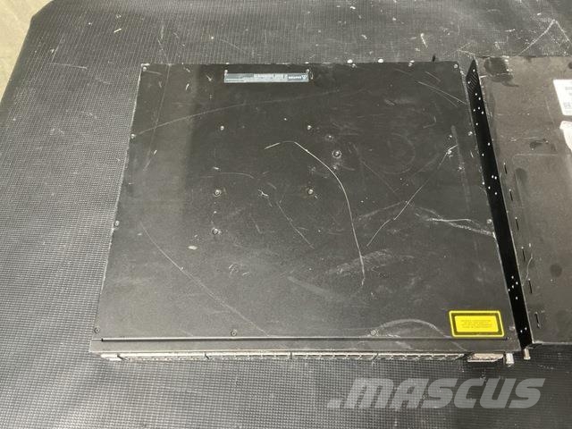  Brocade ICX 7450-48P Строителство - Други