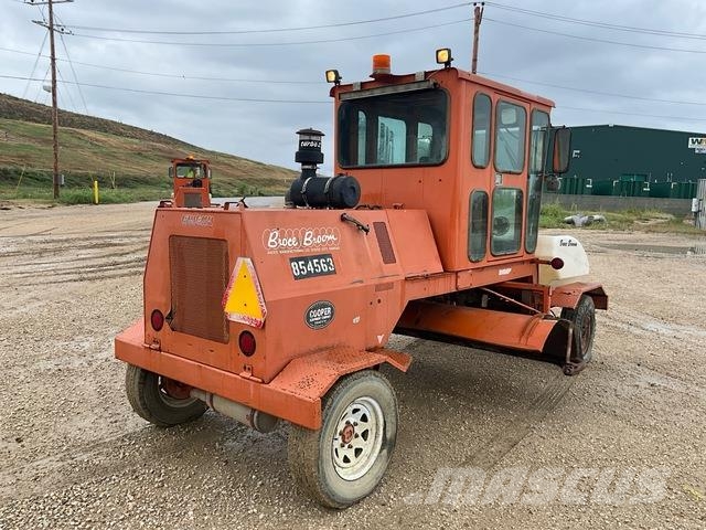 Broce RJ350 Indoor sweepers